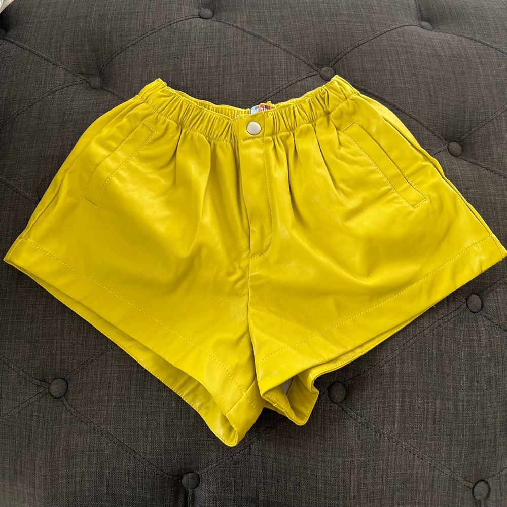 Hot shorts